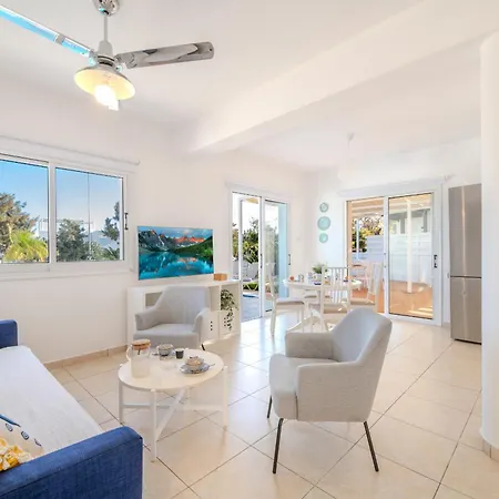 Blue Horizon ヴィラ プロタラス