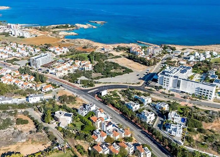 Blue Horizon * Protaras